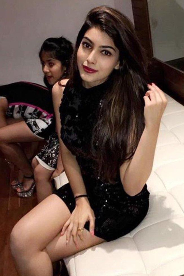 Sexy Call Girl in Shivaji Nagar